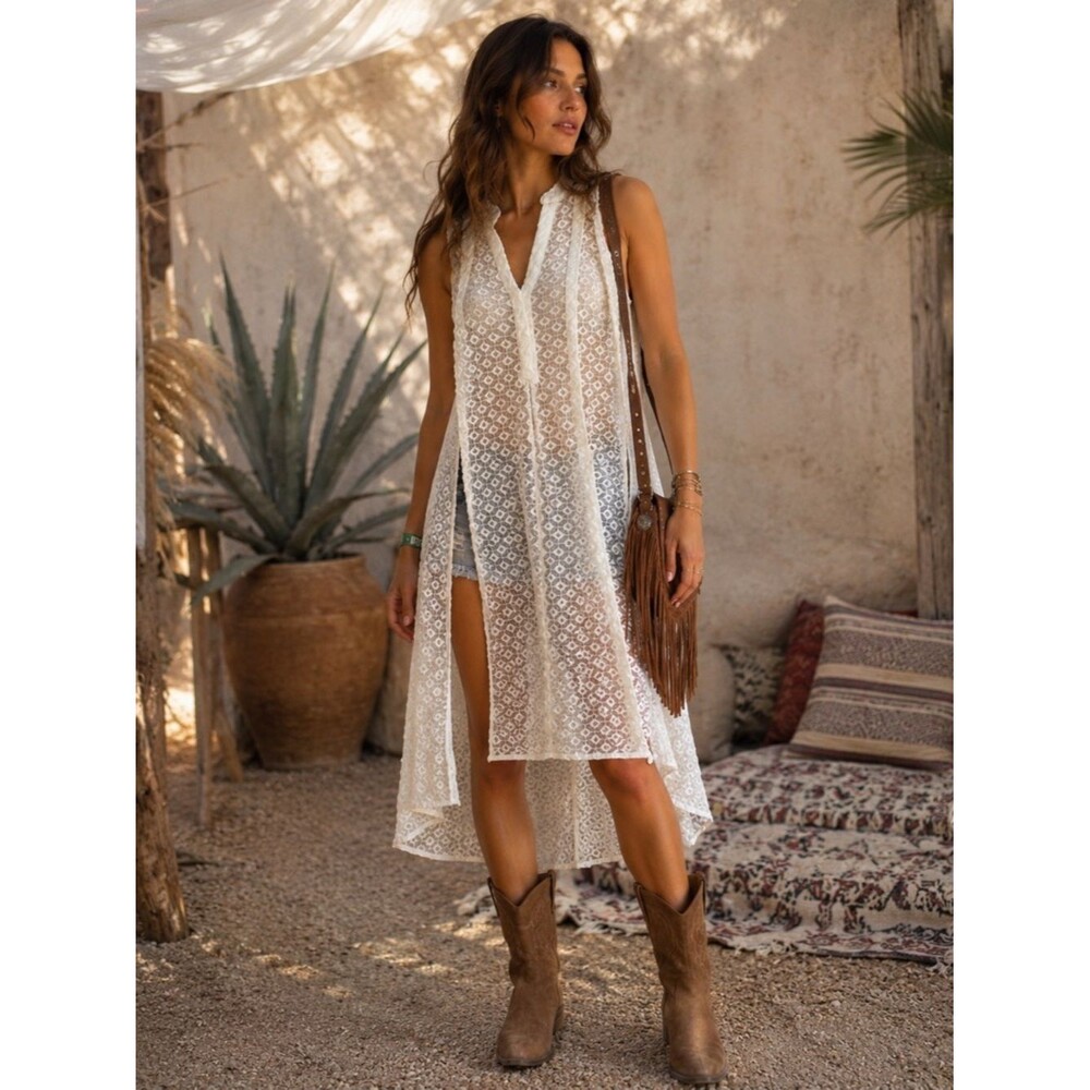 Anthropologie HD in Paris Cream Geometric Embroidered Sleeveless Duster Small
